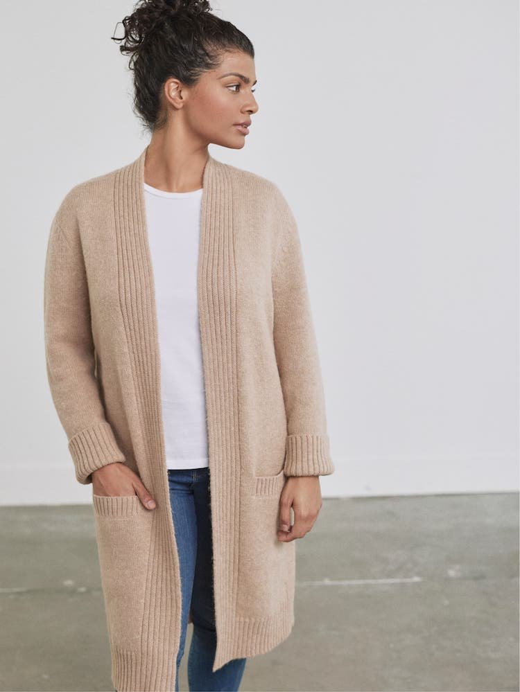 21.08.12_Alpaca_Long-Cardigan_Camel_LRG_229_2000w.jpeg