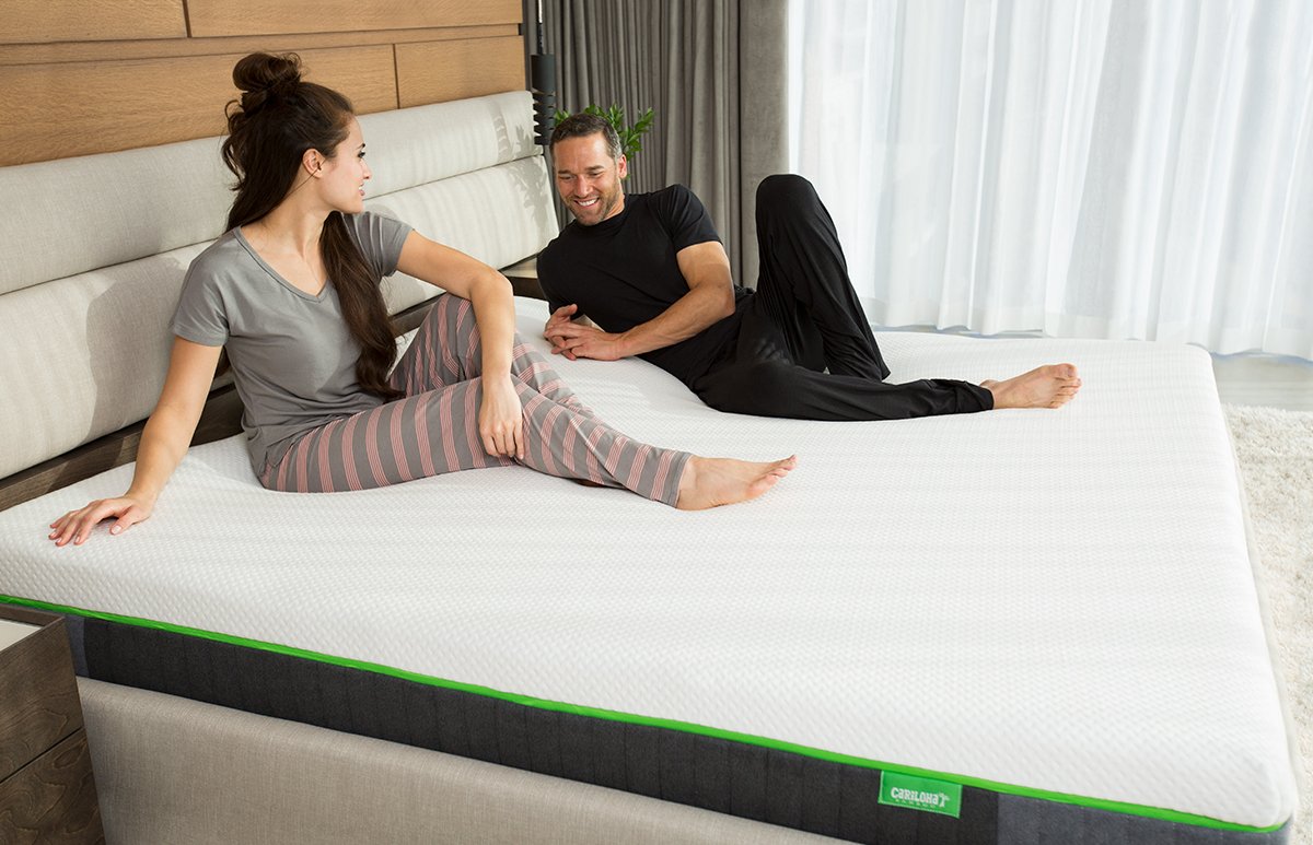 Mattress_Couple.jpg