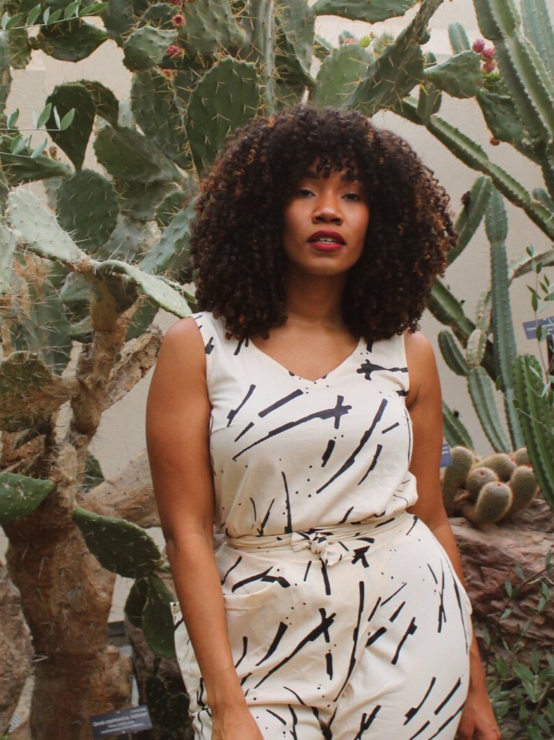 Week Of Outfits Series: A Week Of Chic On-The-Go Outfits With Sustainable Fashion Blogger Lindsey Brown