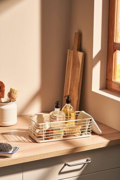 9 Best Natural Cleaning Products For A Nontoxic Home