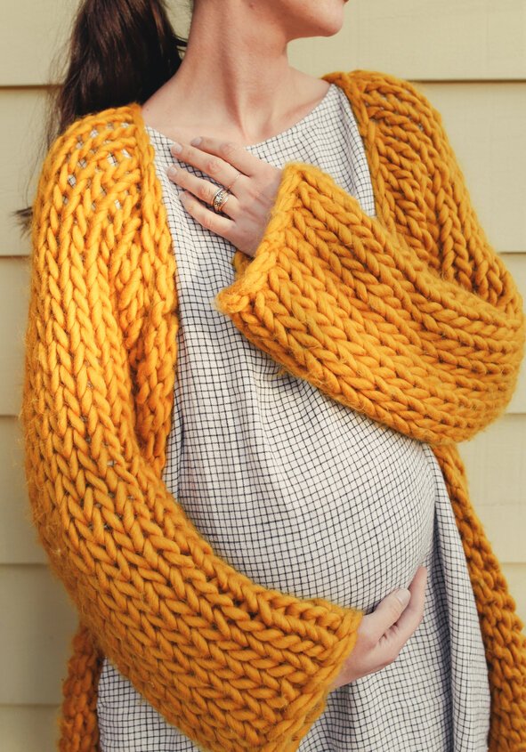 7 Pregnancy-Safe Makeup Brands With Nontoxic Ingredients