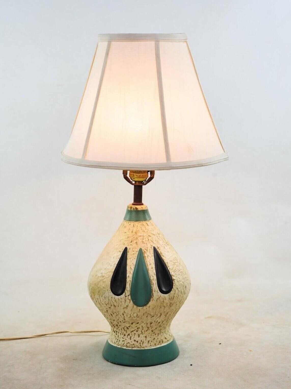 sustainable lamps and lights