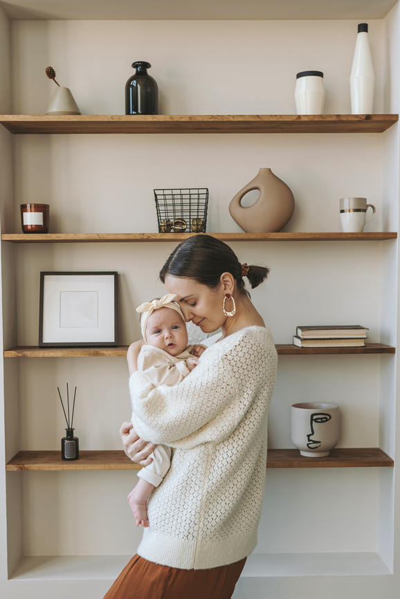 Stocksy_txp895c94bcKUj300_Small_4841511